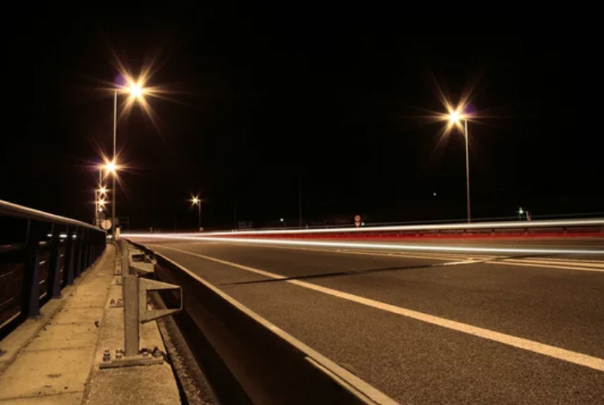 A photo of roadway lighting