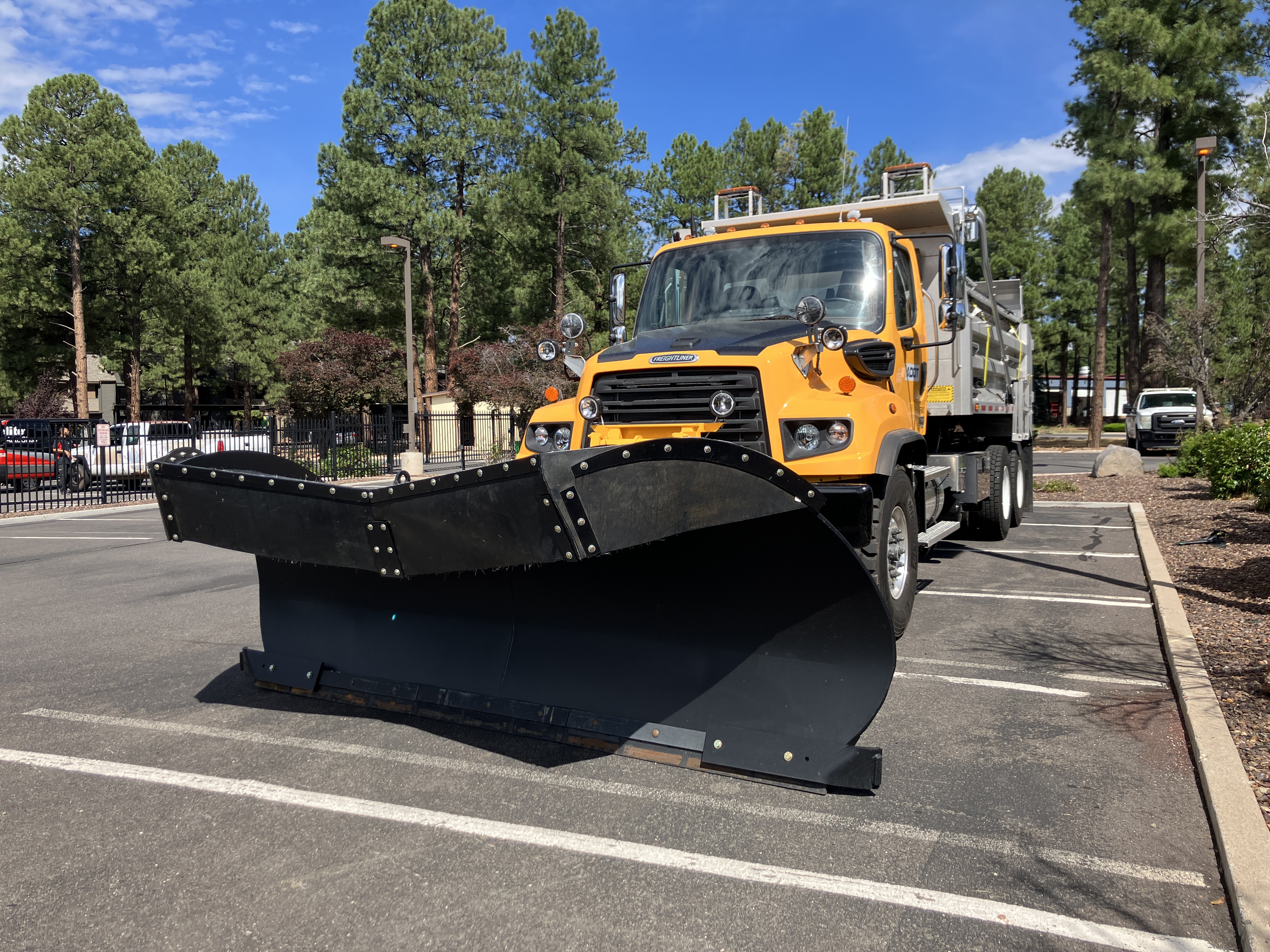 A picture of an ADOT snowplow