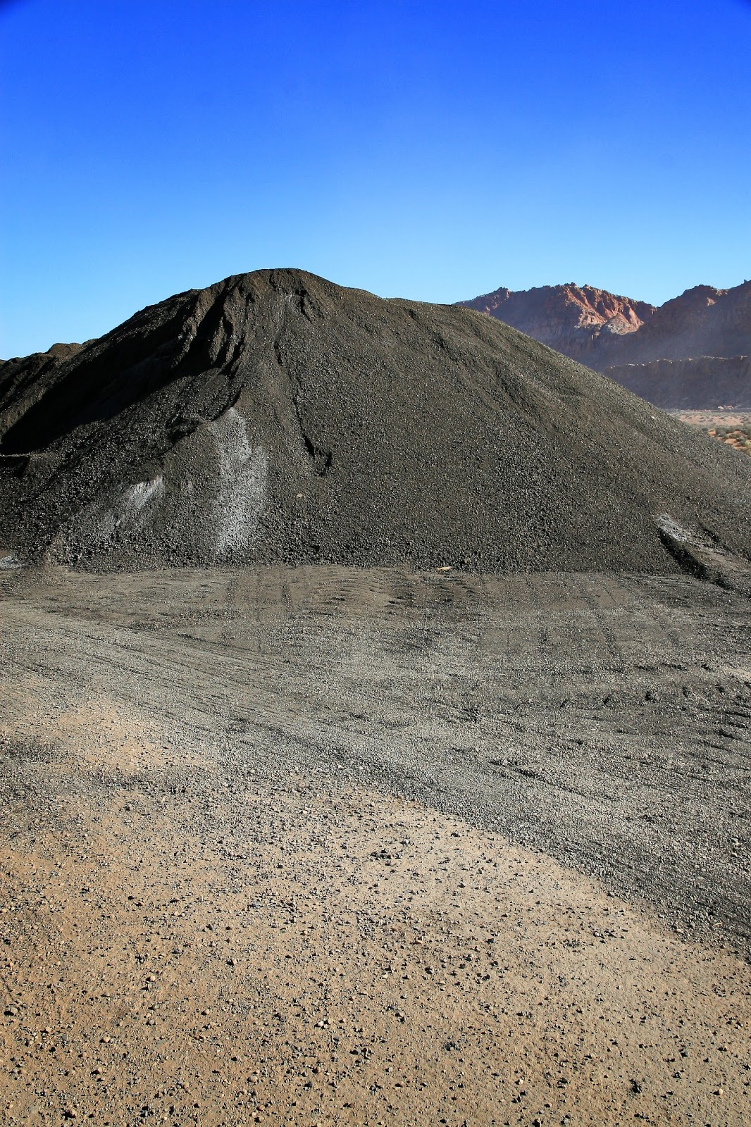 Pile of reclaimed asphalt