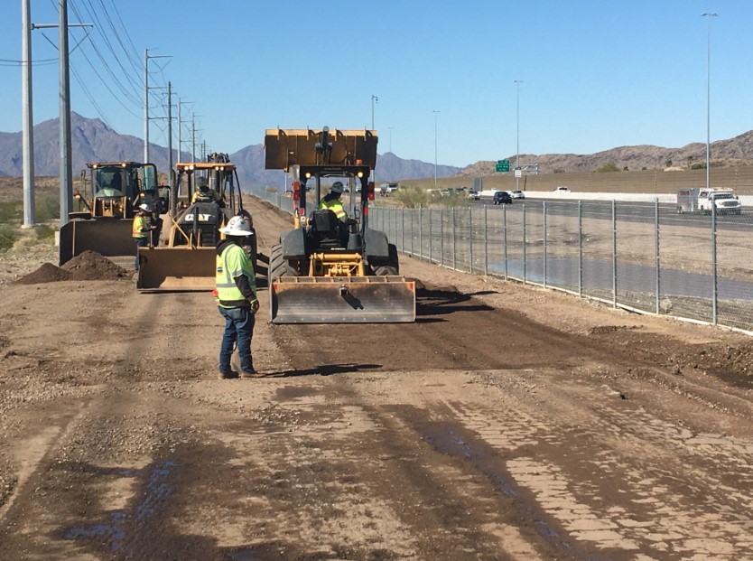 Work proceeds on South Mountain Freeway multiuse path