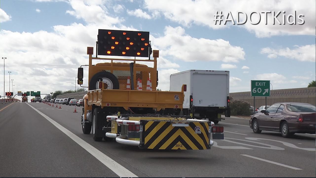 Attenuator truck