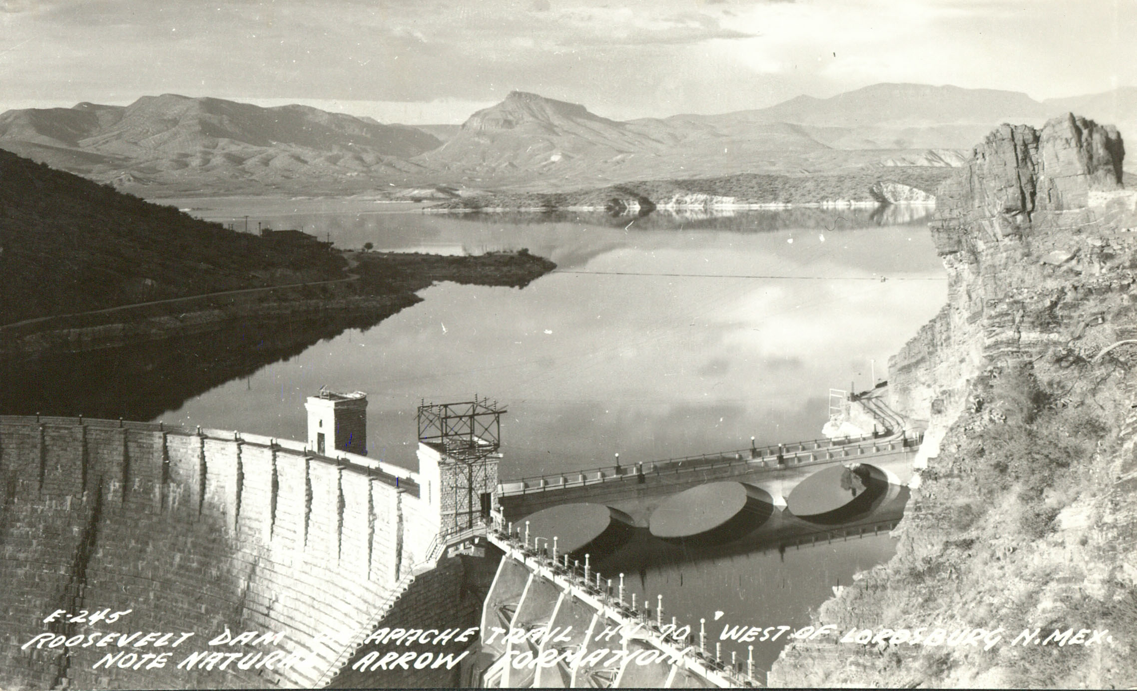 Roosevelt Dam showing route across