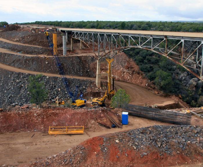 Hell Canyon bridge construction