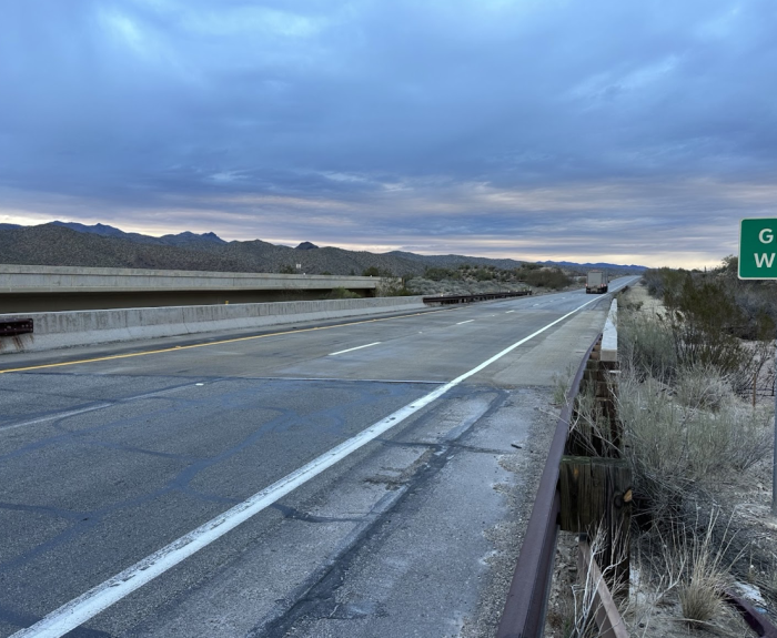 Photo of Gray Wash bridge along US 93 near Wikieup