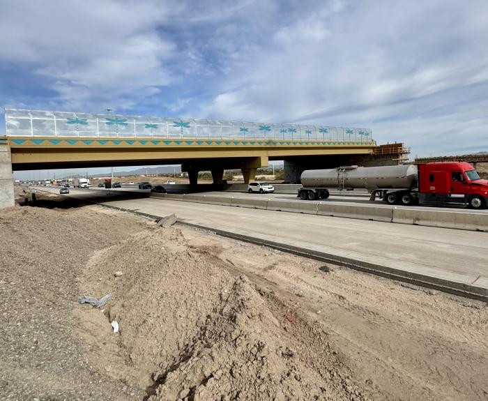Photo of construction on I-10 between Ina and Ruthrauff roads