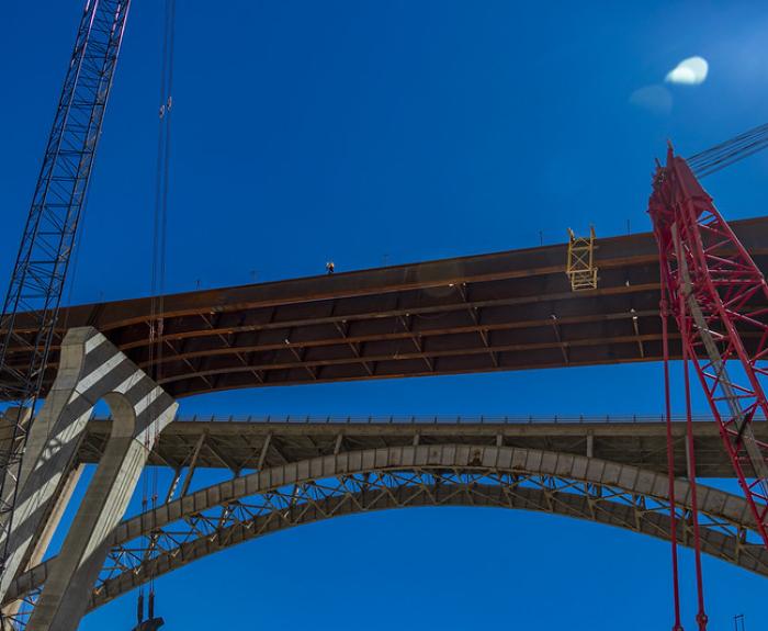 Building the new Pinto Creek Bridge