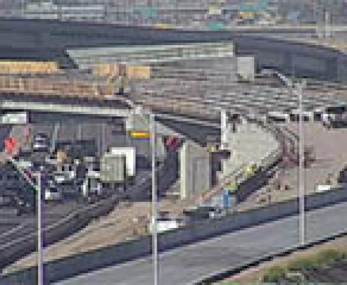 South Mountain Freeway girder construction