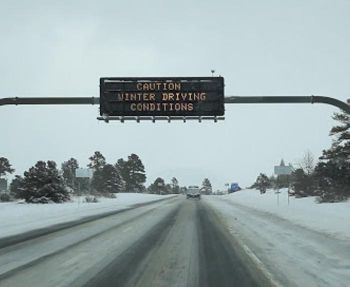 Winter driving message sign