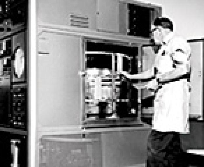 Weatherometer and man in 1972